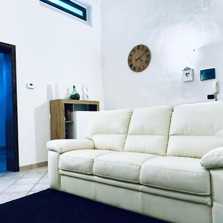 Susu Apartment Brindisi Exteriör bild